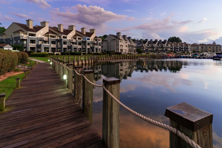 Wooden boardwalk along Lake Norman in Huntersville, NC